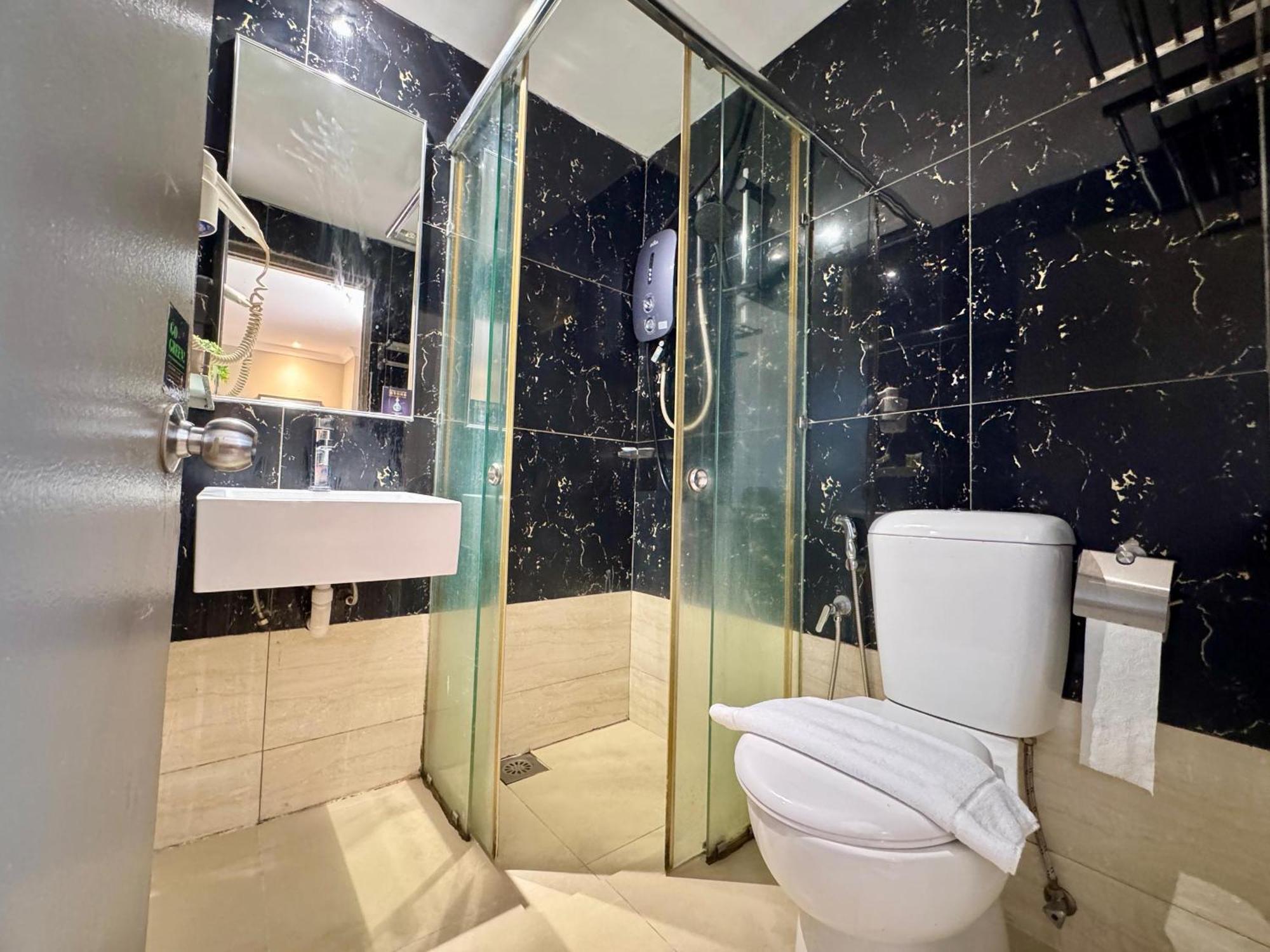 Kingston Hotel 6 - Changkat, Bukit Bintang Kuala Lumpur Eksteriør billede